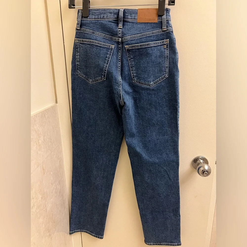 The Perfect Vintage Straight Jean in Bright Indigo Wash: Instacozy Edition - Picture 8 of 8